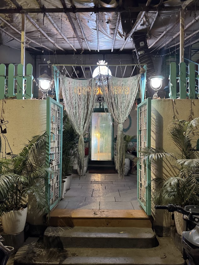 Veg Cafe in Pune