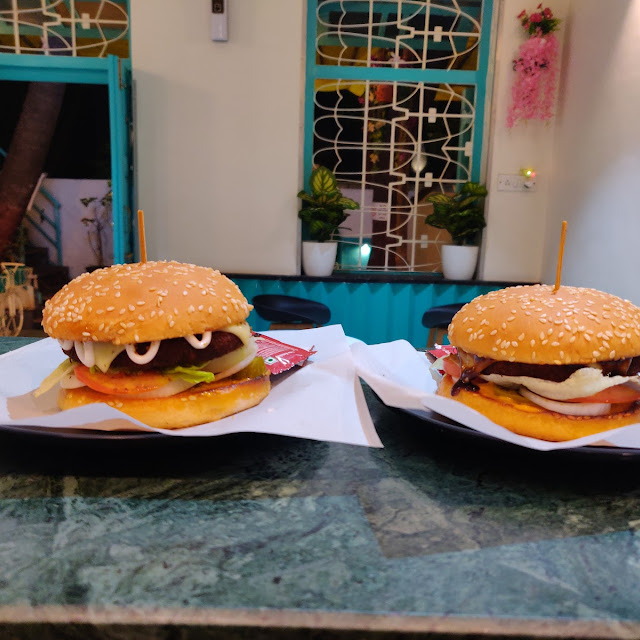 Veg Cafe in Pune